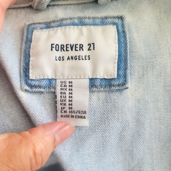 Forever 21 Boyfriend Vintage Washed Denim Jean Jacket Medium Blue - Picture 10 of 12